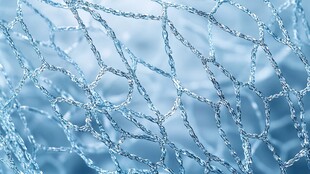 蓝色水波纹渔网特写