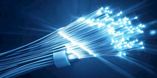 光纤闪耀 科技之光绽放