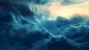 梦幻云海中的壮丽天光