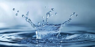 水滴飞溅的美妙瞬间