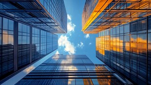 仰观摩天大楼的壮丽景致