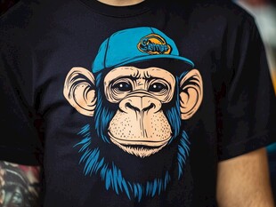 个性猴子图案T恤