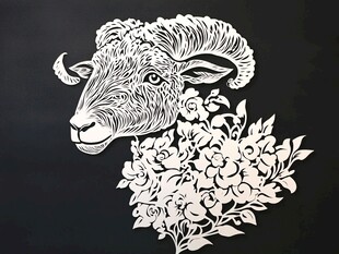 剪纸公羊与花卉艺术图案