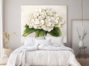 卧室中清新的绣球花挂画