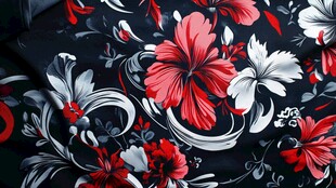 黑底花卉图案布料