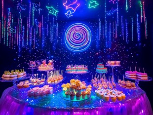 梦幻霓虹甜品台派对场景