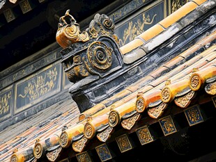 中式古建筑屋顶精美构件