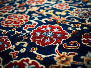 精美传统花纹地毯细节