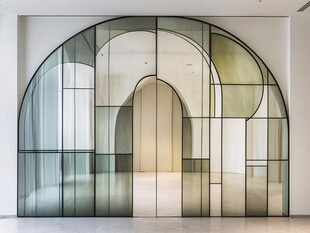 现代简约拱形玻璃隔断门