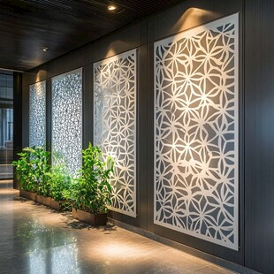 几何镂空墙饰的室内景观
