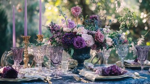 紫色系浪漫户外餐桌布置