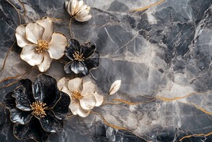 大理石上的精致花朵摆件