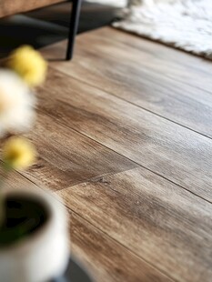 木质地板家居温馨一角