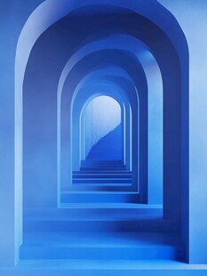 蓝色梦幻拱形通道场景