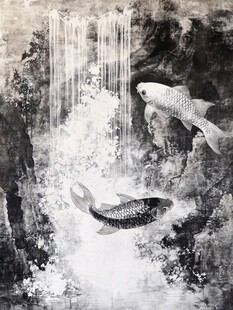 水墨锦鲤跃于瀑布之景