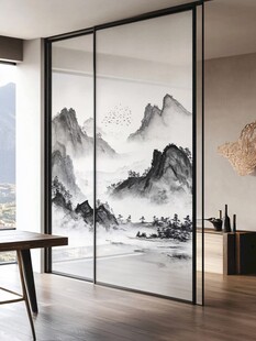 中式山水玻璃隔断室内景