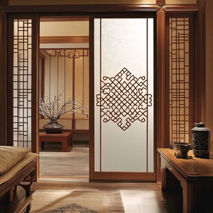 中式典雅推拉门室内景致