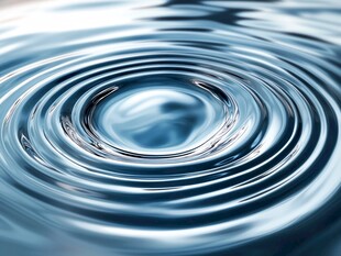 水面涟漪 灵动的水波之美