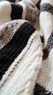 黑白条纹针织织物纹理