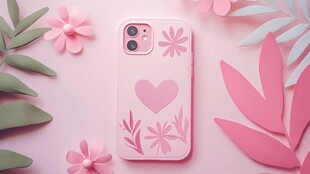 粉色爱心花朵手机壳展示
