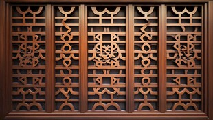 中式木雕花窗古韵十足