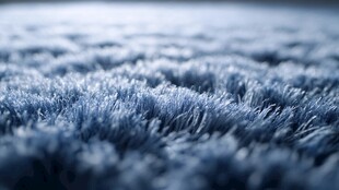 蓝色柔软毛绒地毯特写