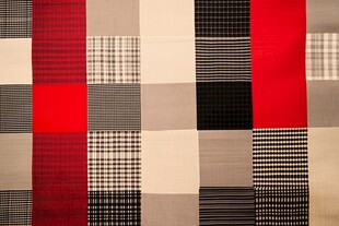 多彩格纹布料拼接展示