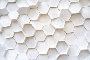 白色六边形立体墙面纹理