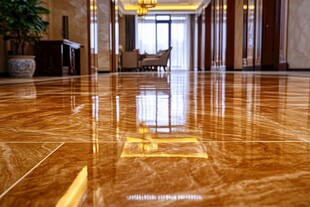 奢华大厅的光洁大理石地面