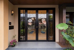 中式庭院双开门优雅景致