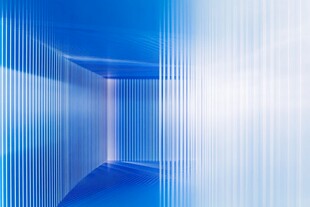 蓝色线条构建的科幻空间