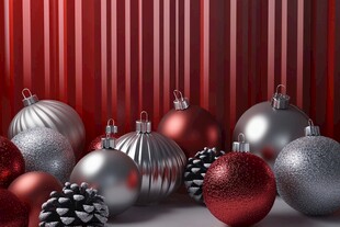 圣诞装饰球与松果组合