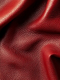 红色皮革纹理特写
