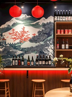 中式酒吧内的雅致酒品陈列