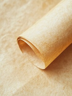 复古卷边纸张特写