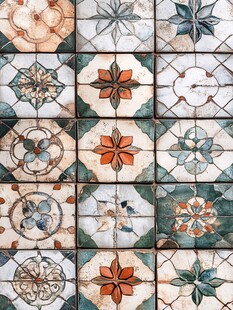 复古多彩花纹瓷砖图案