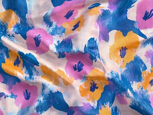 多彩花卉图案布料纹理