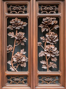 中式木雕牡丹花纹门窗