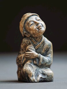 古代孩童坐姿陶俑摆件