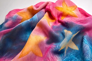 多彩海星图案丝绸围巾