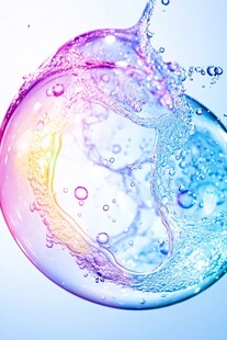 梦幻多彩气泡水花瞬间