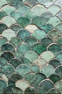青绿色鱼鳞状瓦片纹理