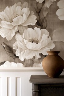 中式花卉墙纸搭配古朴花瓶