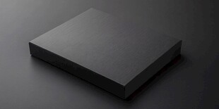 黑色方形物体简洁展示