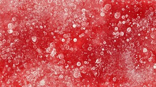 红色背景上的晶莹气泡