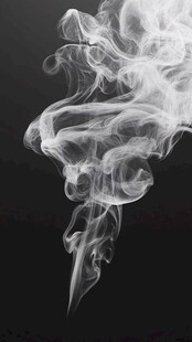 黑色背景下的曼妙白色烟雾
