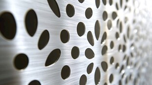 金属穿孔板纹理特写