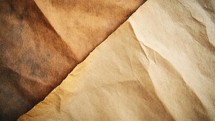 复古褶皱纸张纹理特写