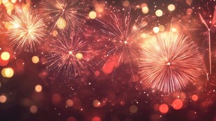 绚丽烟花点亮夜空