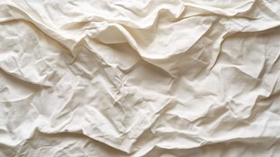 皱巴巴的白色织物纹理